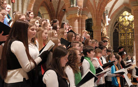 Adventskonzert der Ursulinenschule im Fritzlarer Dom